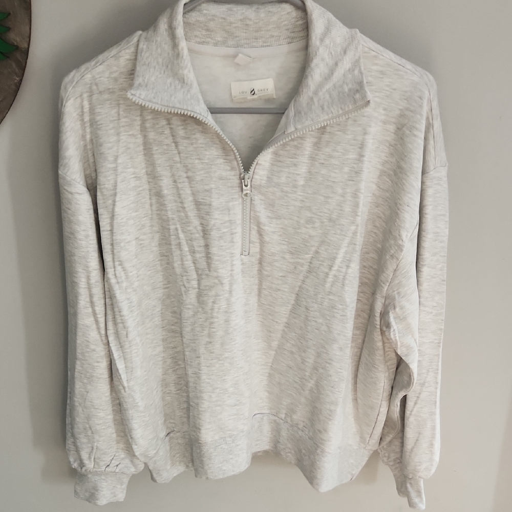 Women's Lou & Grey Signature Soft Plush Top in Light Gray